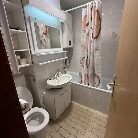 Apartment Matt Cozy *